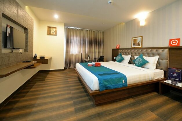 OYO 897 Hotel Surabhi Elite - Photo2