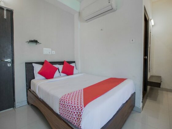 OYO 918 Hotel Nera Regency - Photo5