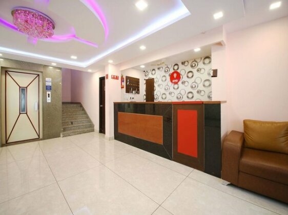 OYO 9795 Hotel Aflah - Photo5