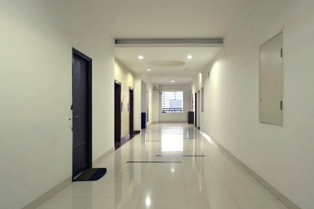 OYO Premium Raheja Mindspace - Photo4