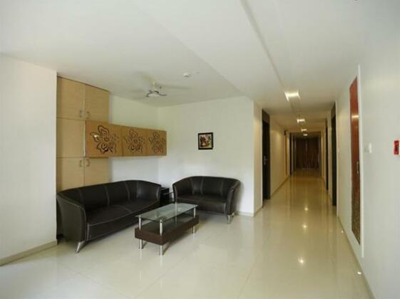 OYO Rooms Jubilee Hills Check Post - Photo3