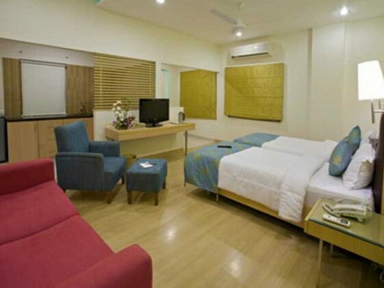 Treebo Oyster Suites - Photo4