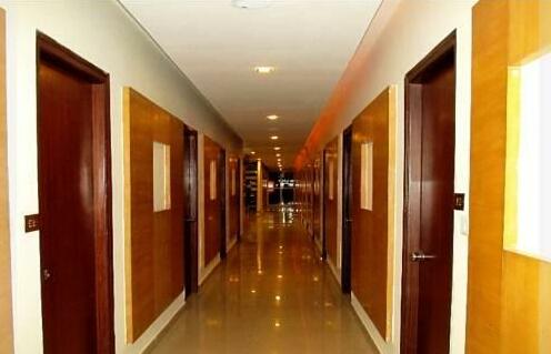 V2C Vintage Hotel - Photo3