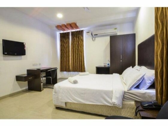 Vista Rooms Near Sr Nagar Police Station - Photo2