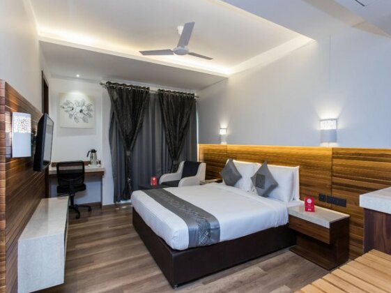 Capital O 16115 Hotel Solitaire - Photo3