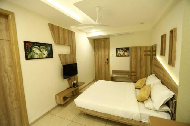 Daksh Residency Hotel - Photo3