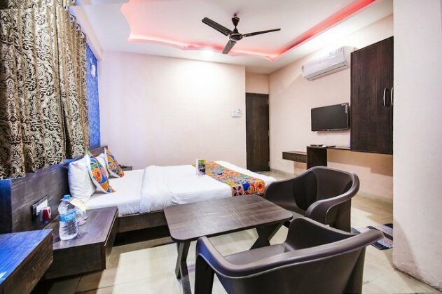 FabExpress Vijay Nagar Extention - Photo4