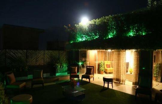 Golden Gate Hotel Indore - Photo2