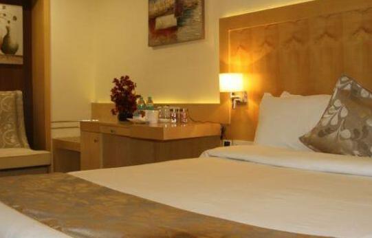 Golden Gate Hotel Indore - Photo3