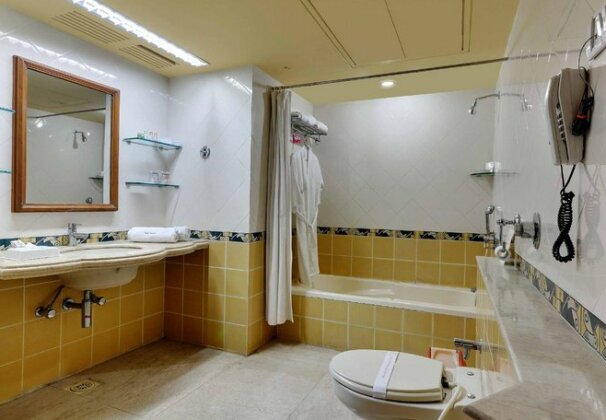 Hotel Amar Vilas Indore - Photo4