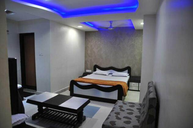 Hotel Galaxy Indore - Photo2