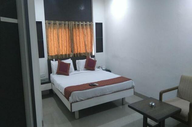 Hotel Kalinga Indore - Photo3