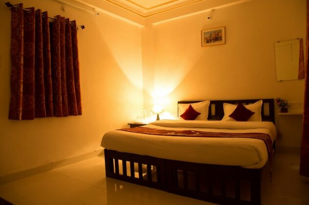 Hotel Nahargarh Palace - Photo3