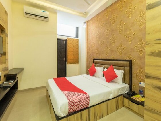 OYO 16546 Hotel Saurabh - Photo2