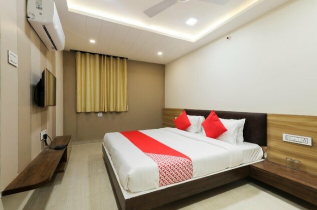 Oyo 43622 Hotel D9 - Photo2