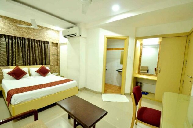 OYO Rooms TI Mall Nath Mandir Road - Photo2