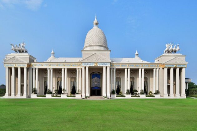 Sheraton Grand Palace Indore - Photo2