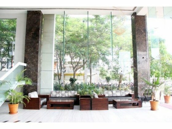 Stay Vista Rooms at Mangal City Mall - Photo2