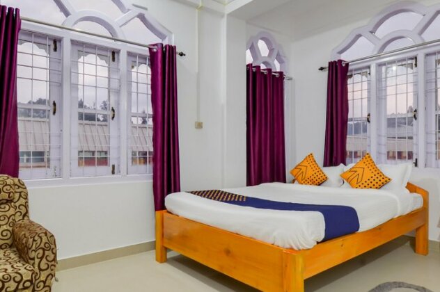 SPOT ON 66753 Hotel Ganga - Photo2