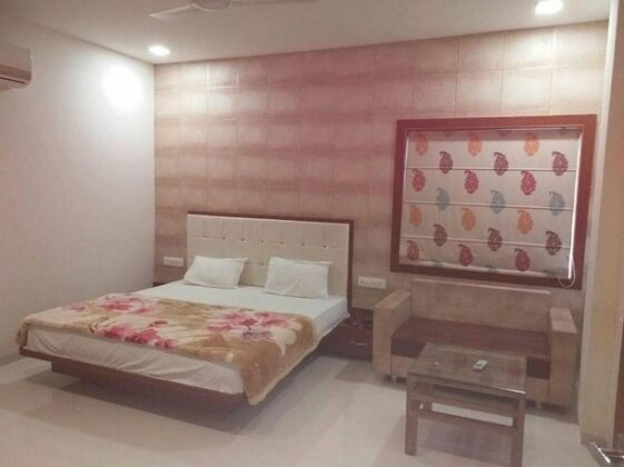 Hotel Shri Agnihotri - Photo2