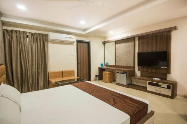 Hotel Sudarshan Residency - Photo3