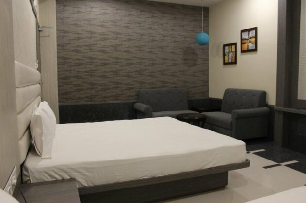 Hotel Anmol Classic - Photo2
