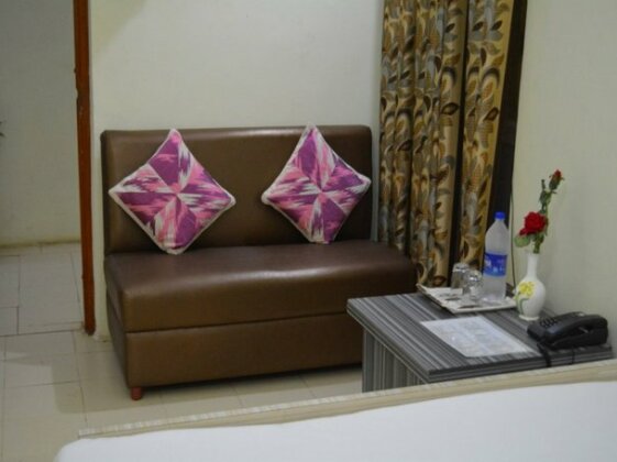 Hotel Dhingra Residency Jabalpur - Photo2