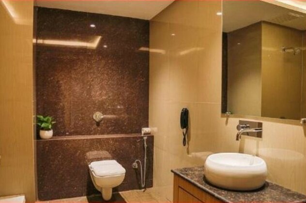 Hotel Gulzar Towers - Photo3