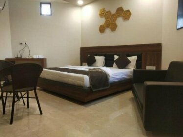 Khajoora Hotel & Resort
