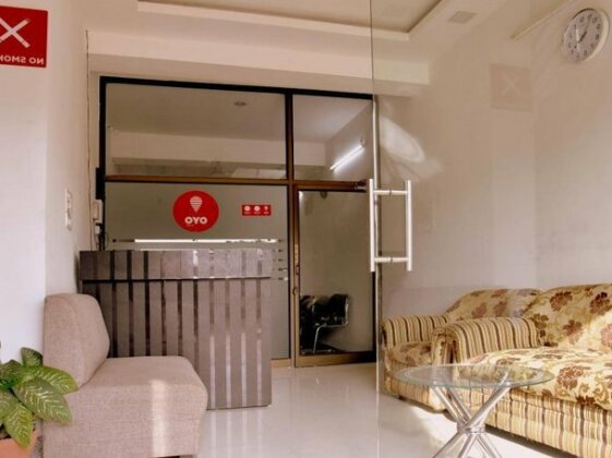 OYO 3603 White Pearl Hotel - Photo2