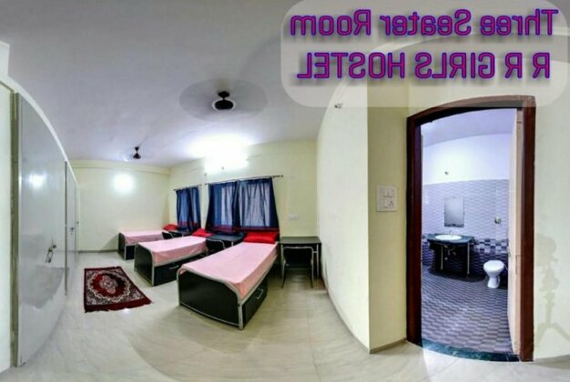 R R Girls Hostel - Photo2