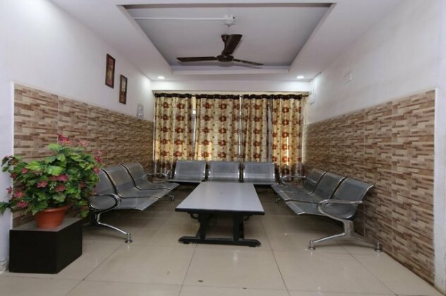 SPOT ON 39822 Hotel Mayur - Photo3