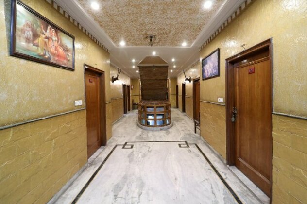 OYO 29304 Pooja Hotel - Photo2