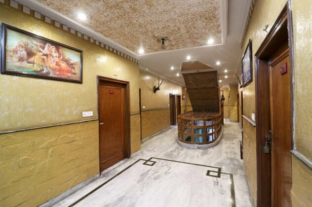 OYO 29304 Pooja Hotel - Photo3