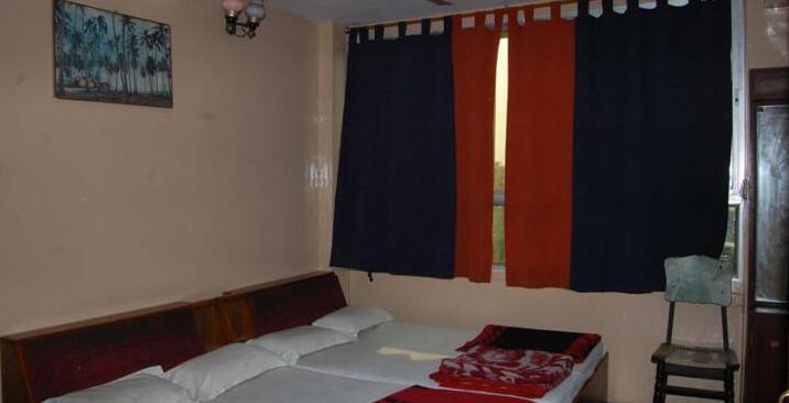 Bombay Hotel - Photo3