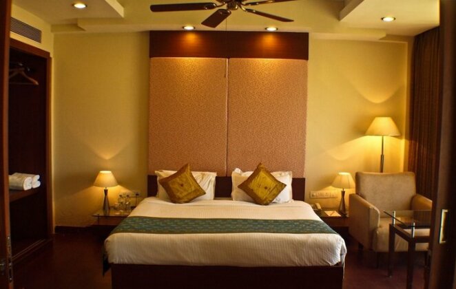 Cambay Resort Jamdoli - Photo5