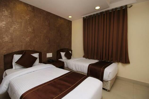 Hotel Corporate Regency - Photo3