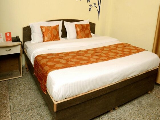 Hotel Eden Residency - Photo3