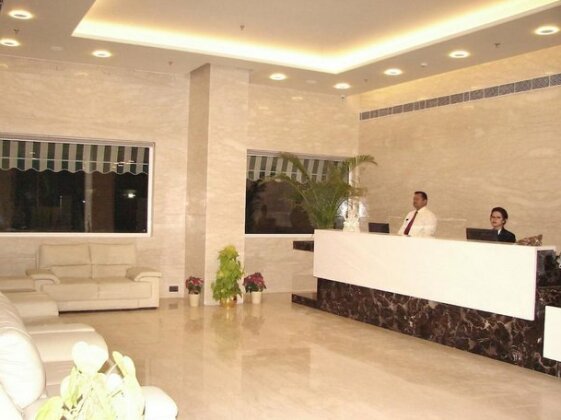 Hotel Grand Maple - Photo2