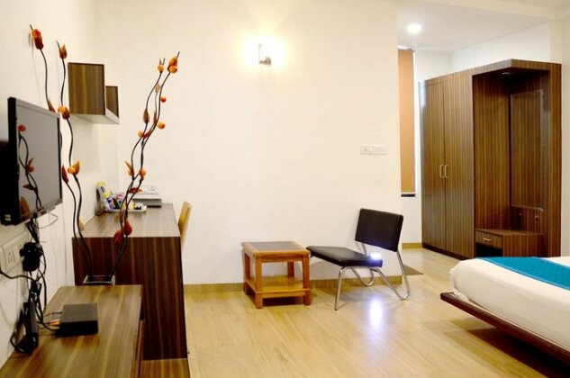 Hotel Marc Inn - Photo5
