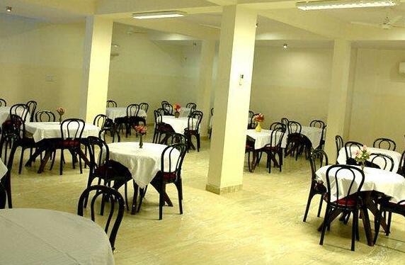 Hotel Sanj - Photo3