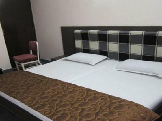 Hotel Shyampurya Palace - Photo4