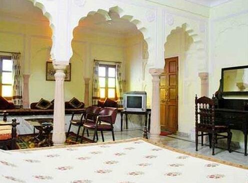 Janak Palace - Photo4