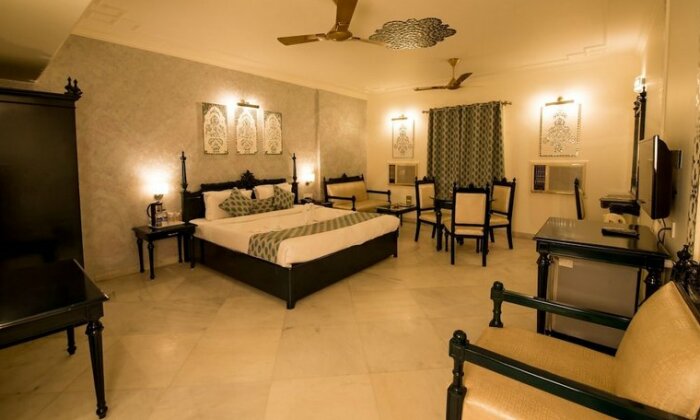 LMB Hotel City Centre Jaipur - Photo2