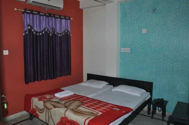Muhammadi Guest House - Photo3
