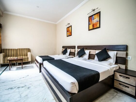OYO 1199 Hotel Maharaja Residency - Photo2
