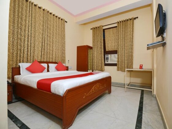 OYO 18830 Hotel Rampur Haveli - Photo2