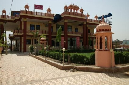 OYO 37189 Hotel Pink Haveli