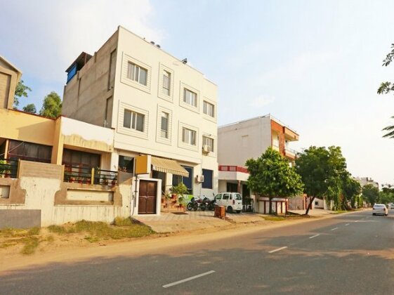 OYO 9649 Hotel Vijay Palace