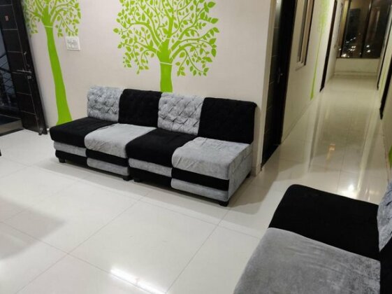 Sahib's Gyanz - Photo3